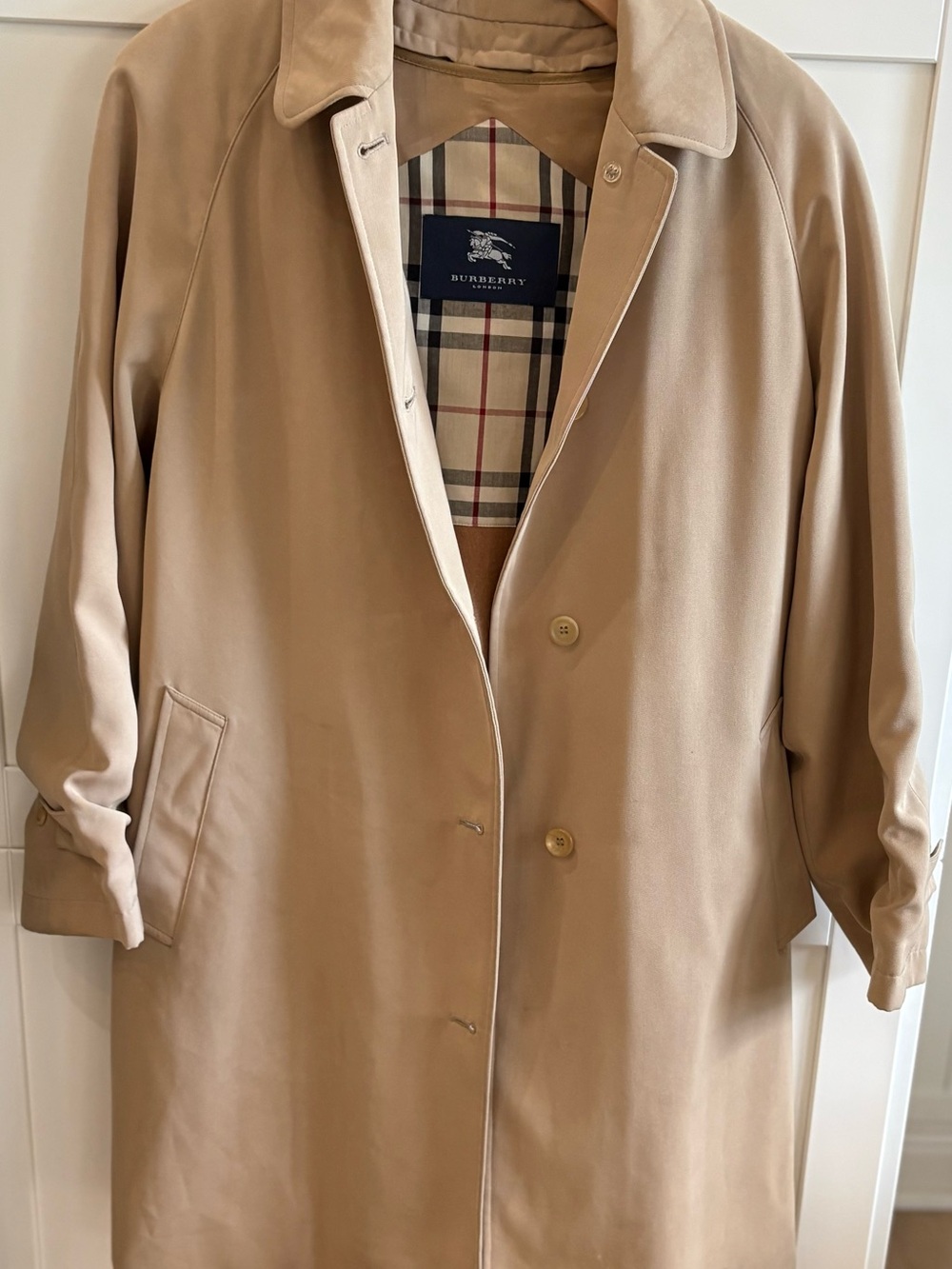 Burberry Camel Tan Trench Coat with Signature Check Lining
